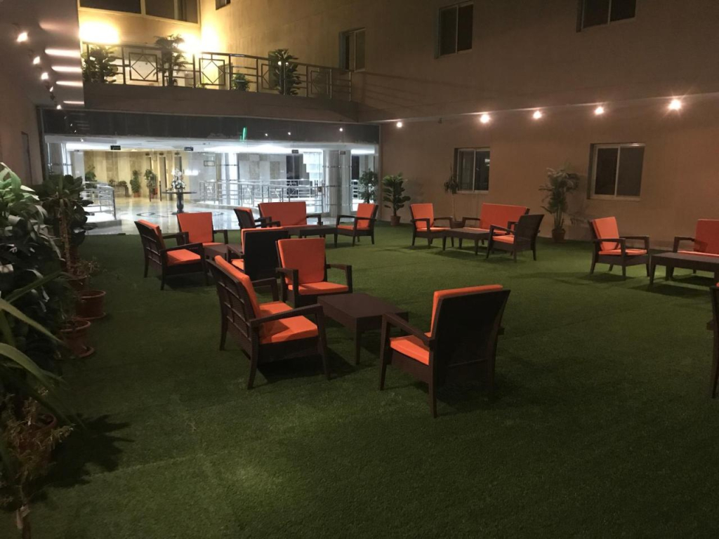 Narjes Al Hadeqa Hotel