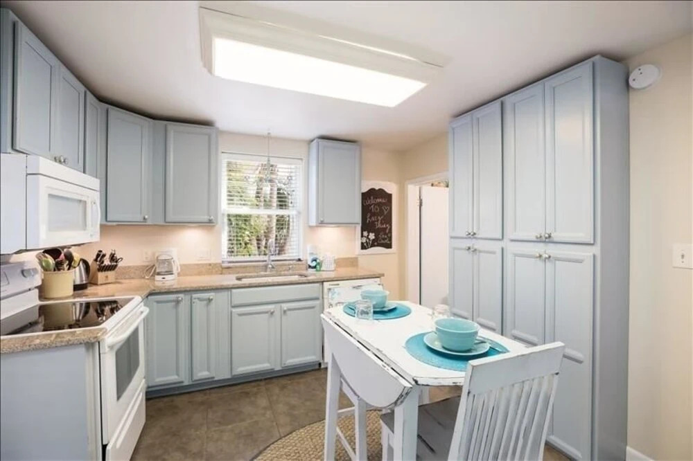 Lazy Daisy 2 Bedrooms 1 Bathroom Villa