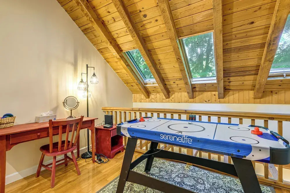 Hot Tub & Fire Pit: Cozy Cabin in Maggie Valley