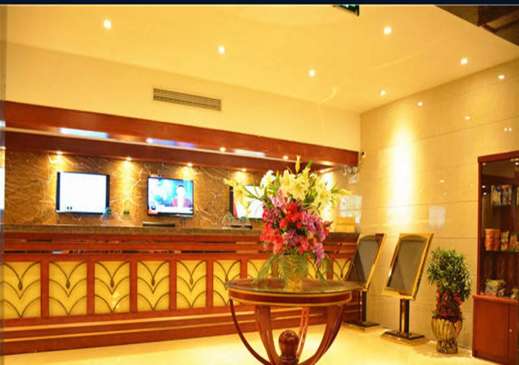 GreenTree Inn Shanxi Yan an Luochuan Fuqian Street Express Hotel