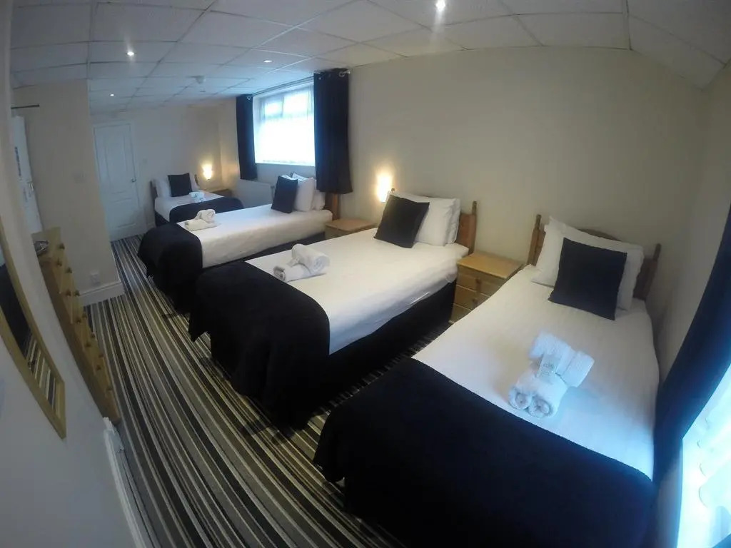 Happy Return Hotel