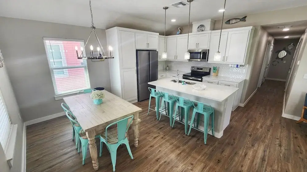 The Blue Heron by Silver Sands Vacation Rentals