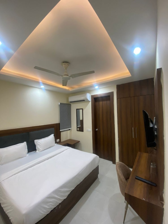 Hotel Air Admire - IGI Airport Delhi