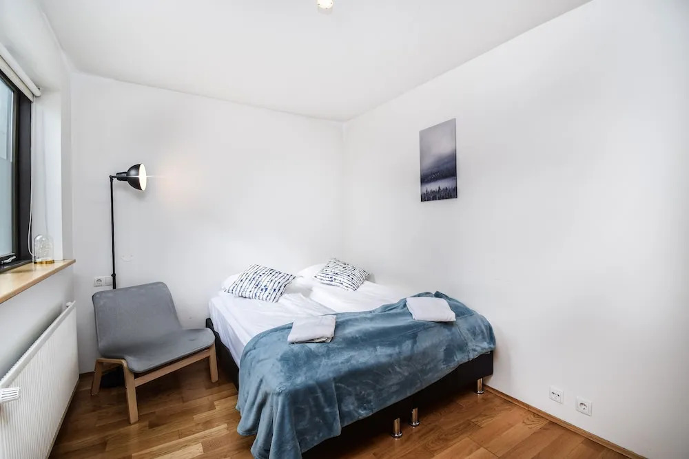 Apartment N19