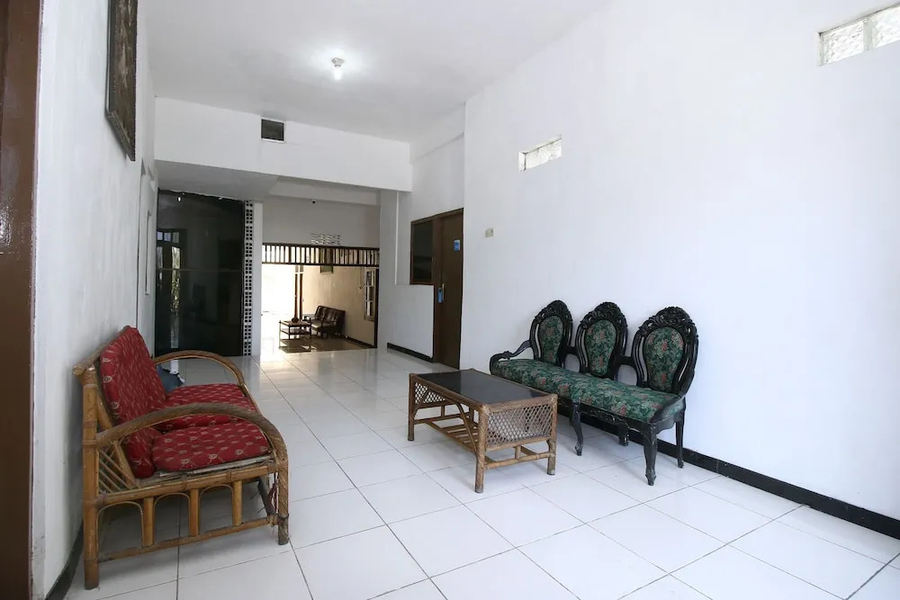 Medokan House Syariah Surabaya