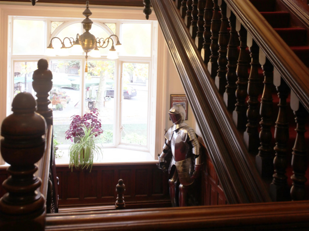 Palmers Lodge Swiss Cottage