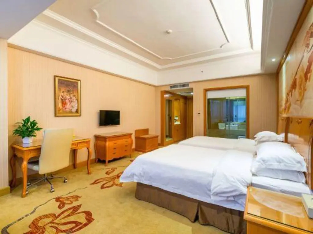 Vienna International Hotel Changsha Gaoqiao Branch
