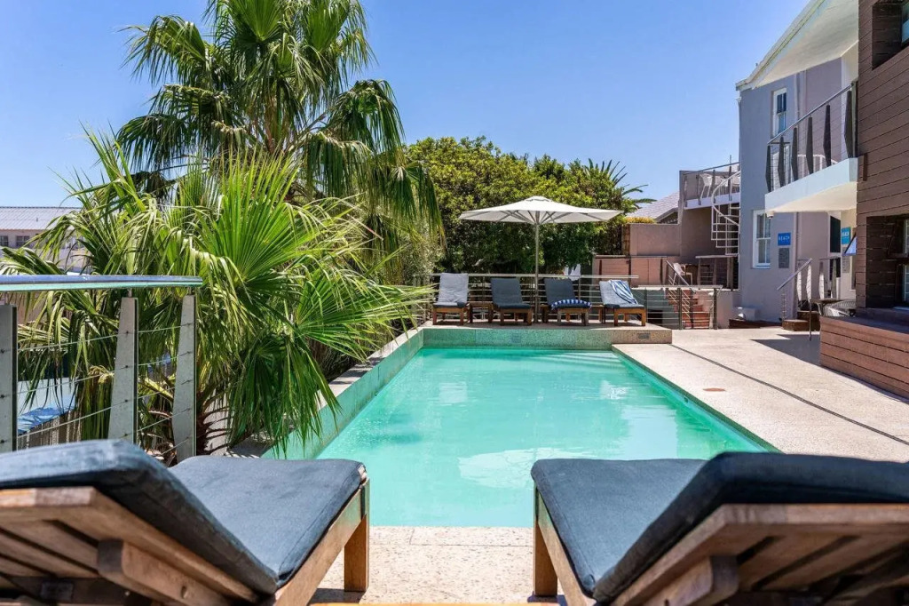 Camps Bay Village - Beach View Apartments