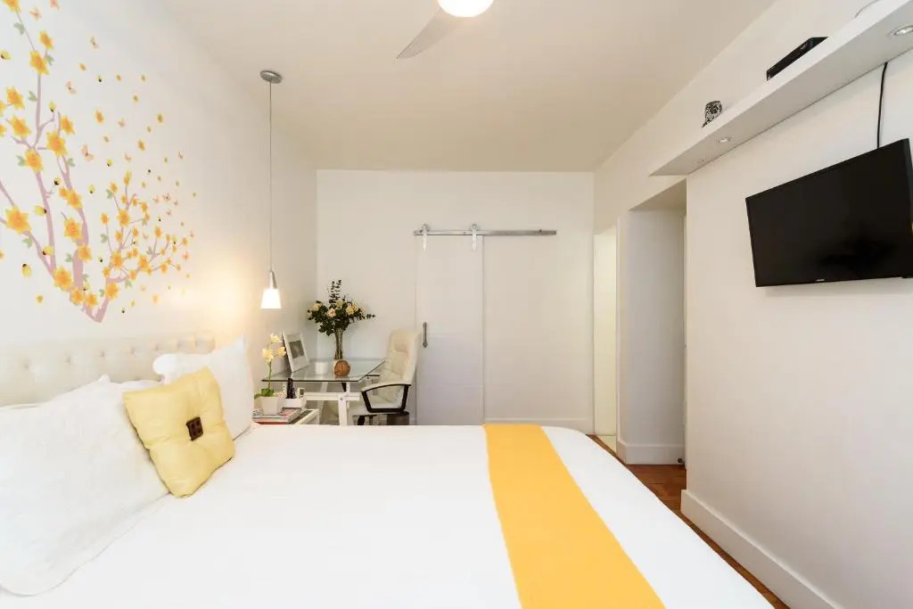 Copacabana Beach Amazing Lux 2 Bedroom Apartment