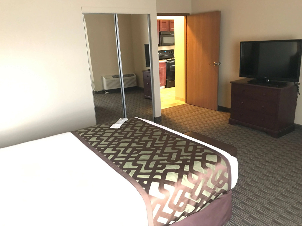 Best Western North Edge Inn