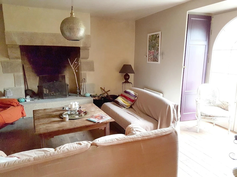 House With 3 Bedrooms in Ploubazlanec, With Furnished Garden and Wifi