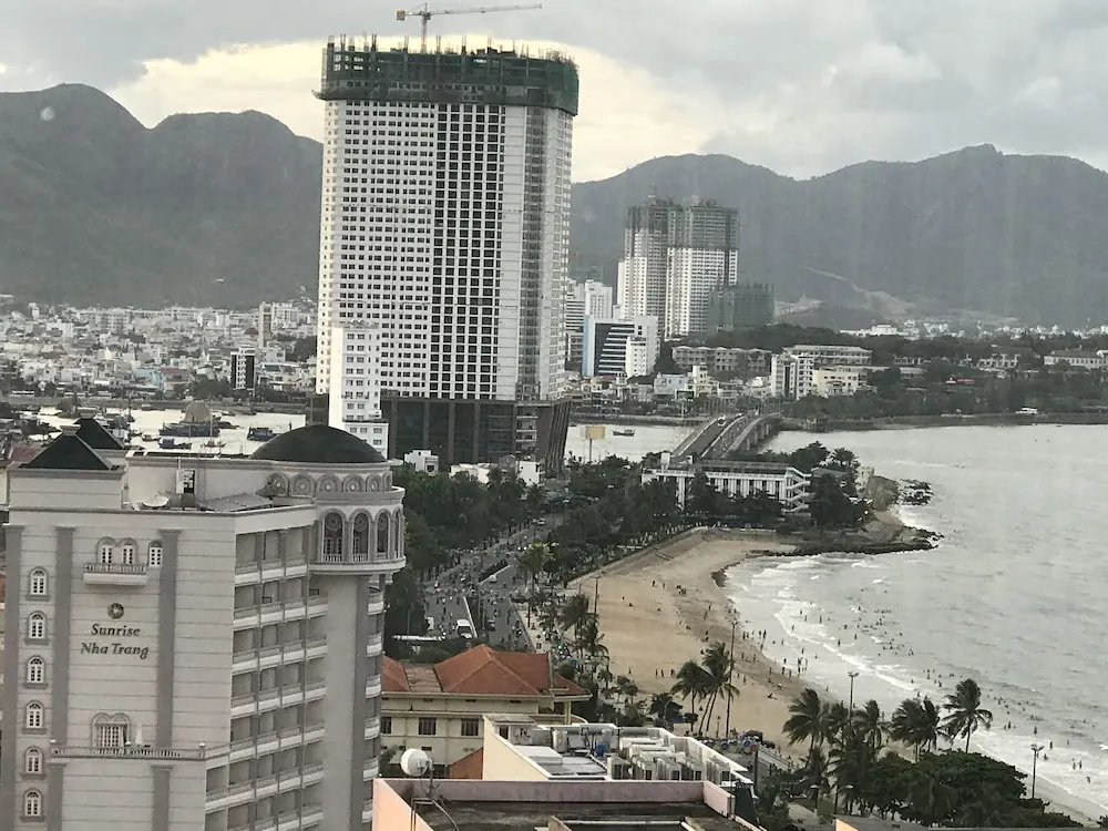 Handy Beach Apartment