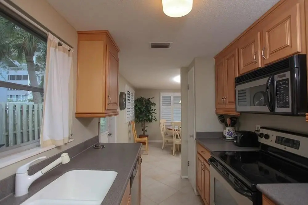 Aloha Kai - Unit 42 1 Bedroom 1 Bathroom Apts