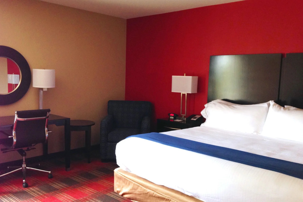 Holiday Inn Express & Suites Jackson Downtown - Coliseum by IHG