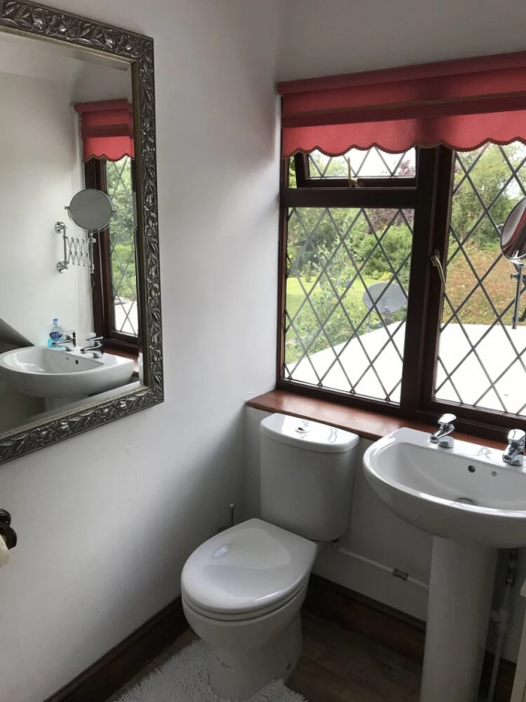 Tudor Place B&B