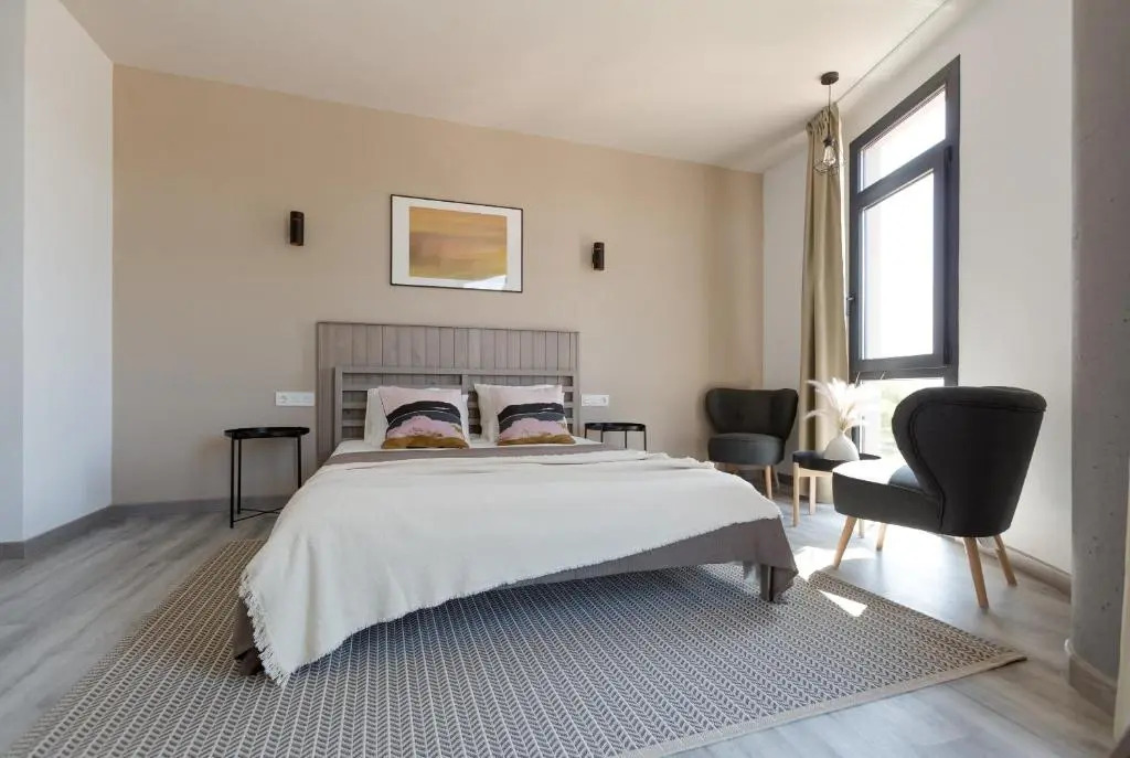 Hostal12