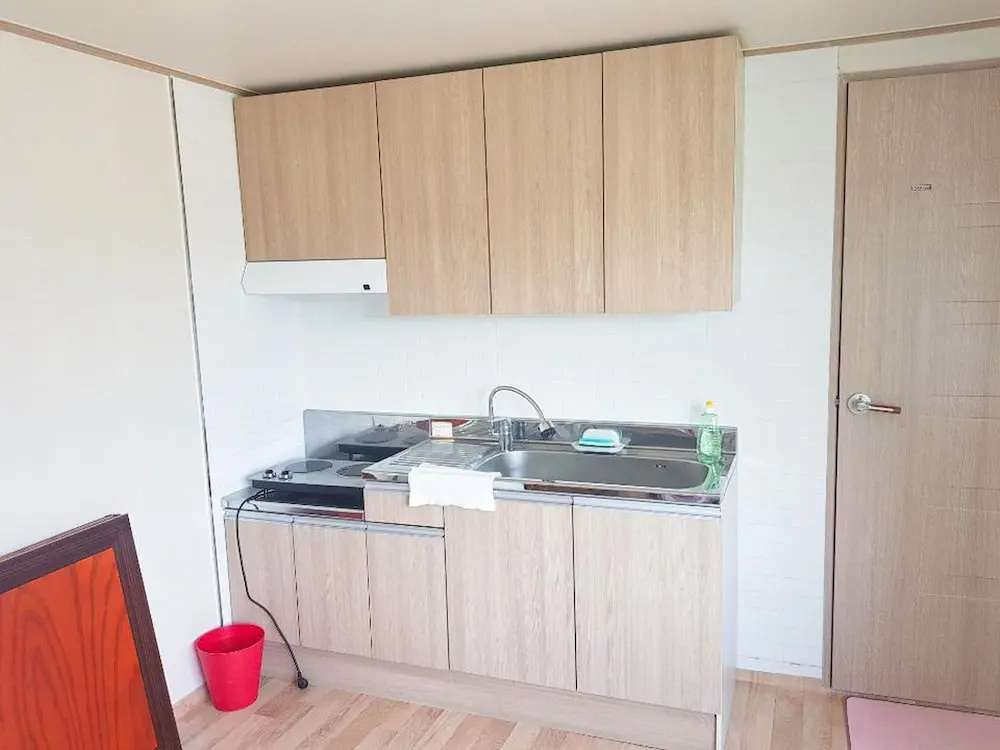 Goseong Jjun Camping Pension