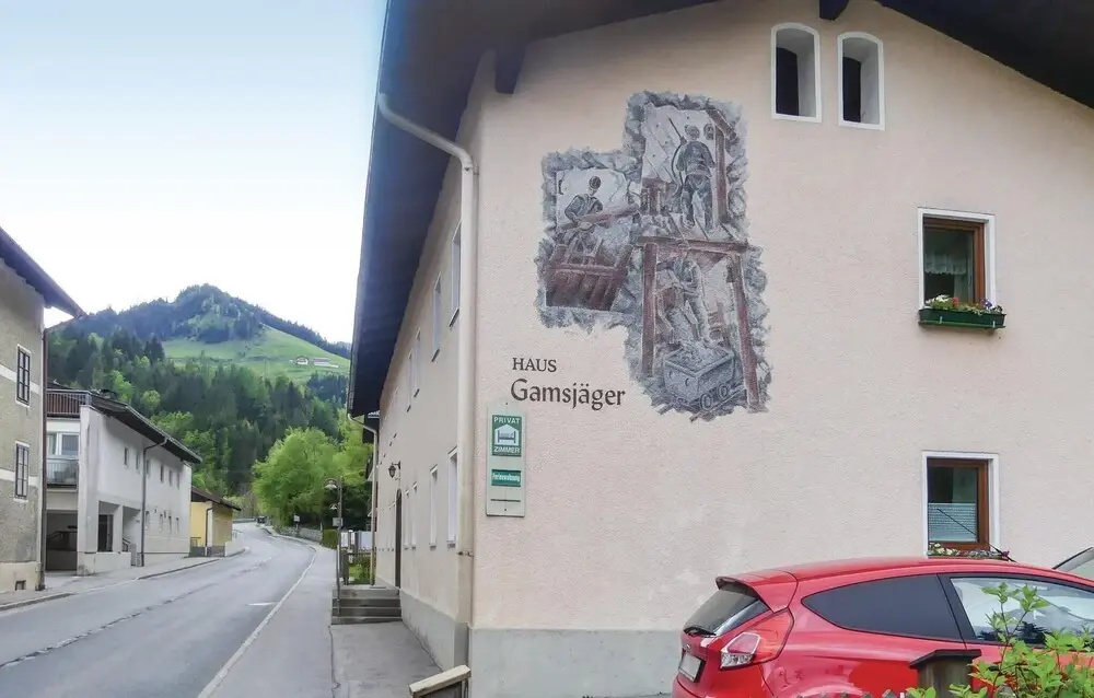 Awesome Apartment in Mühlbach am Hochkönig With 2 Bedrooms and Wifi