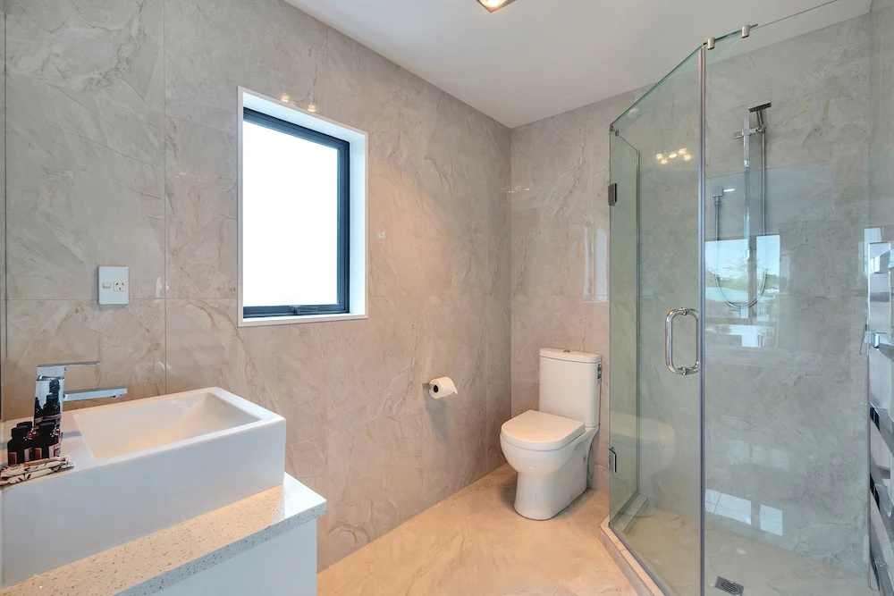 Superb Holiday Home near Airport