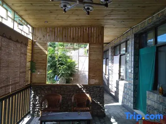 Qingfeng courtyard B & B (Beijing Shuizhen store)