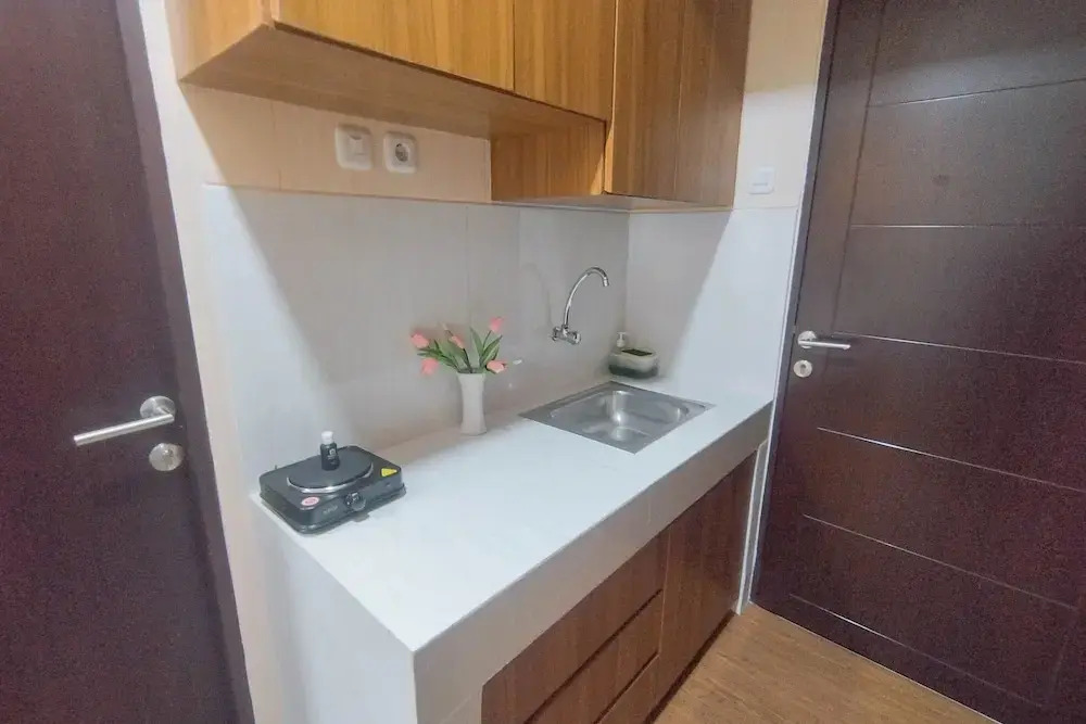Modern Looking Studio Apartment At Suncity Residence