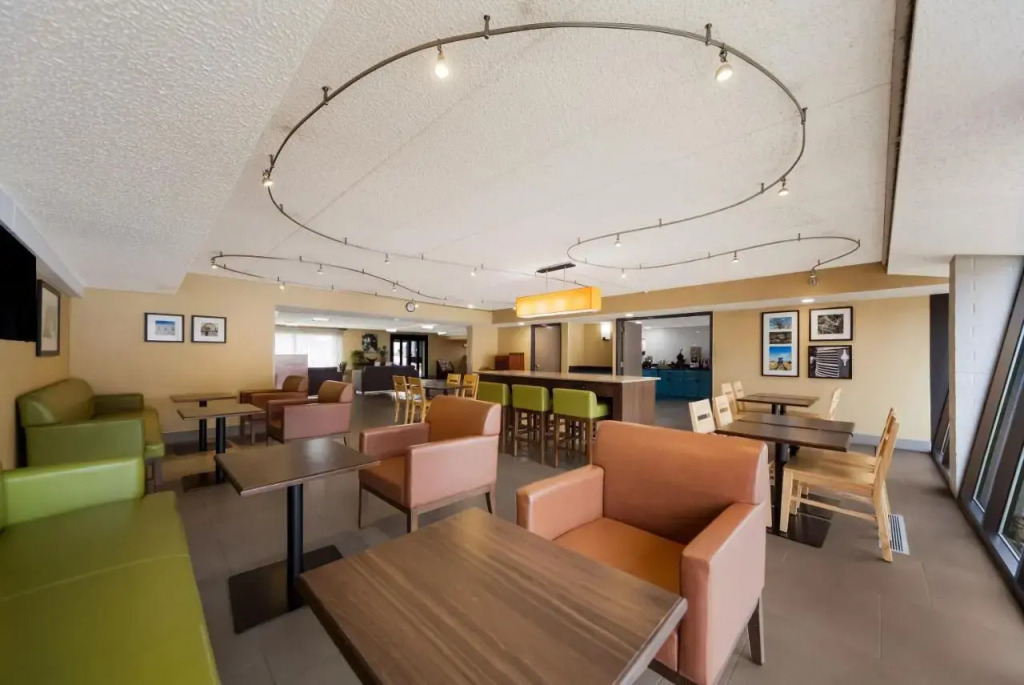Hampton Inn Lincoln Airport I8