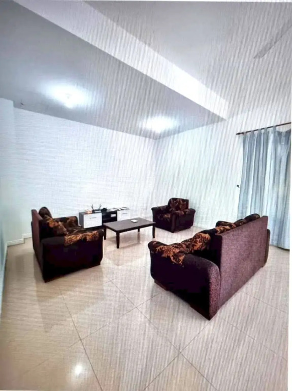 OYO HOME 90769 Flo Inn Homestay Bsi