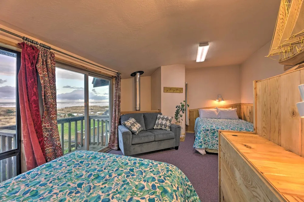 Sanderling Sea Cottages, Unit 2: Walk to Coast!