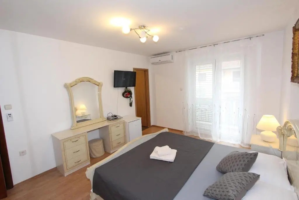 Guest House Mafi