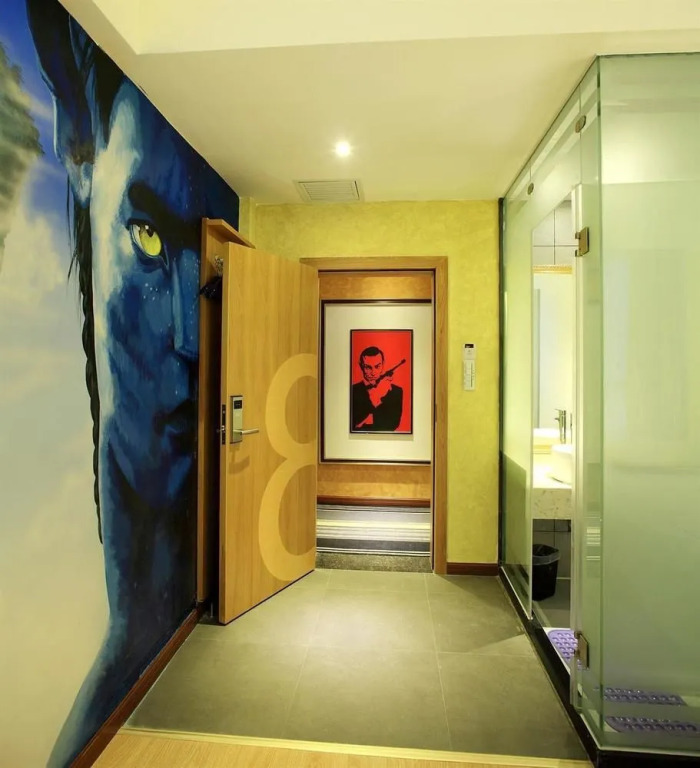 Guilin Kalai Film Theme Hotel
