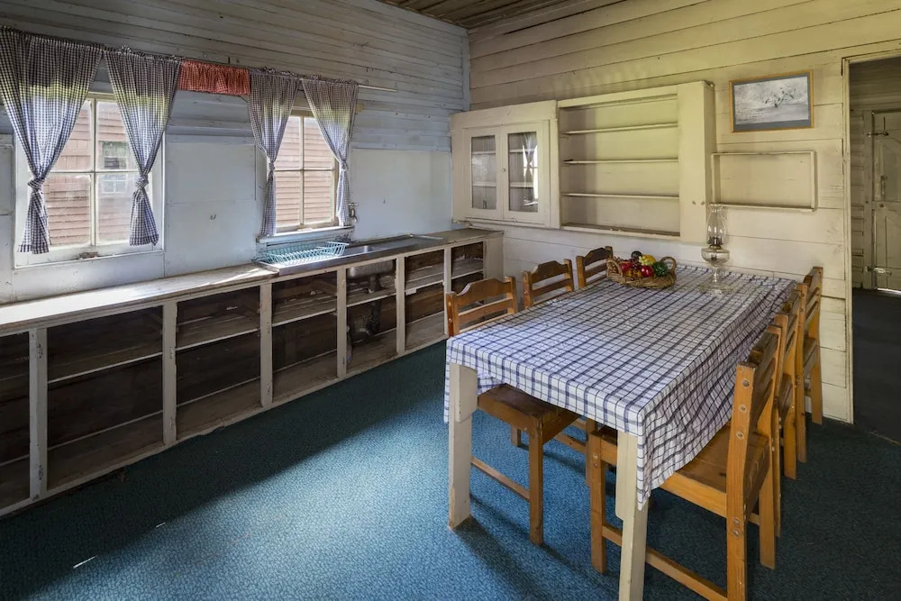Little Styx Cabins