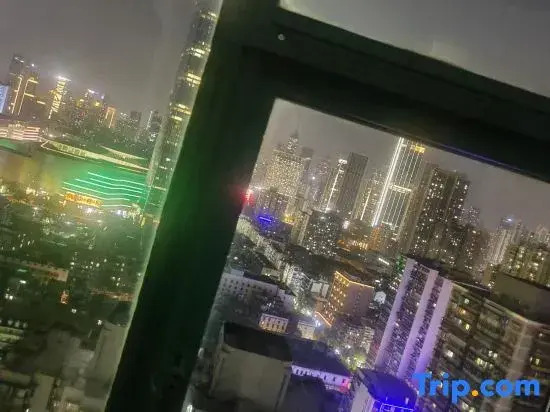 Starry Sky Rooftop Hostel (Wuhan Hanzheng Street Subway Station)