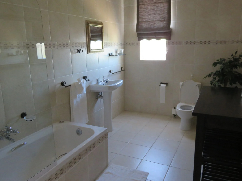 Caxton Manor B&B