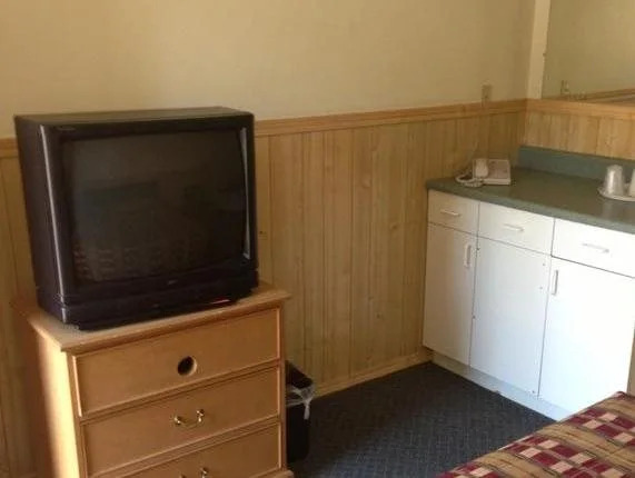 Kings Row Inn