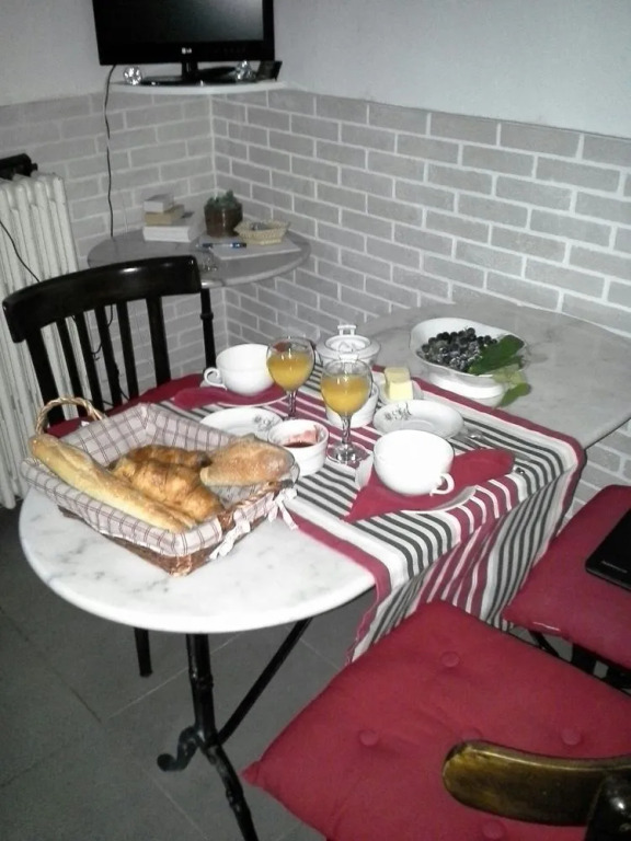 Bed  Breakfast La Campagne a Paris