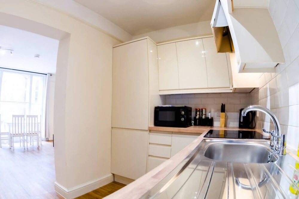 Central Ipswich Stay for 4 Budget-friendly Convenient