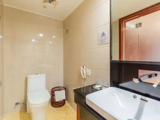 Yinglun Holiday Hotel
