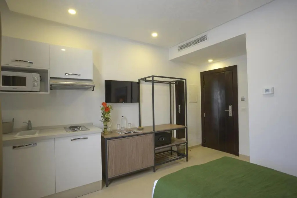 MAIA HOTEL SUITES
