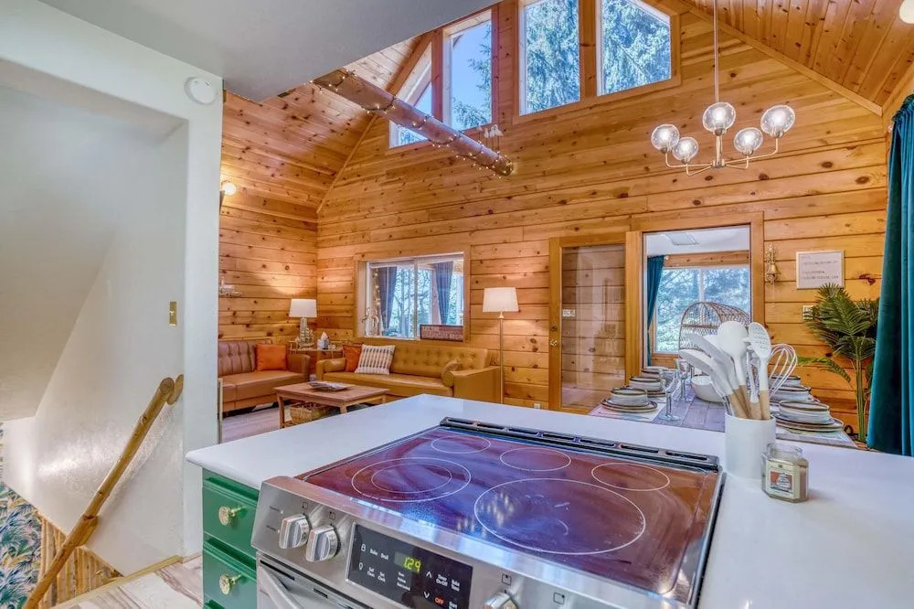 Cabin Cove