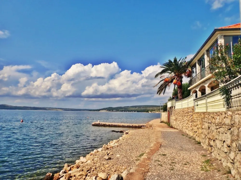 Apartments Maialena-modernly Furnished and With Nice Garden