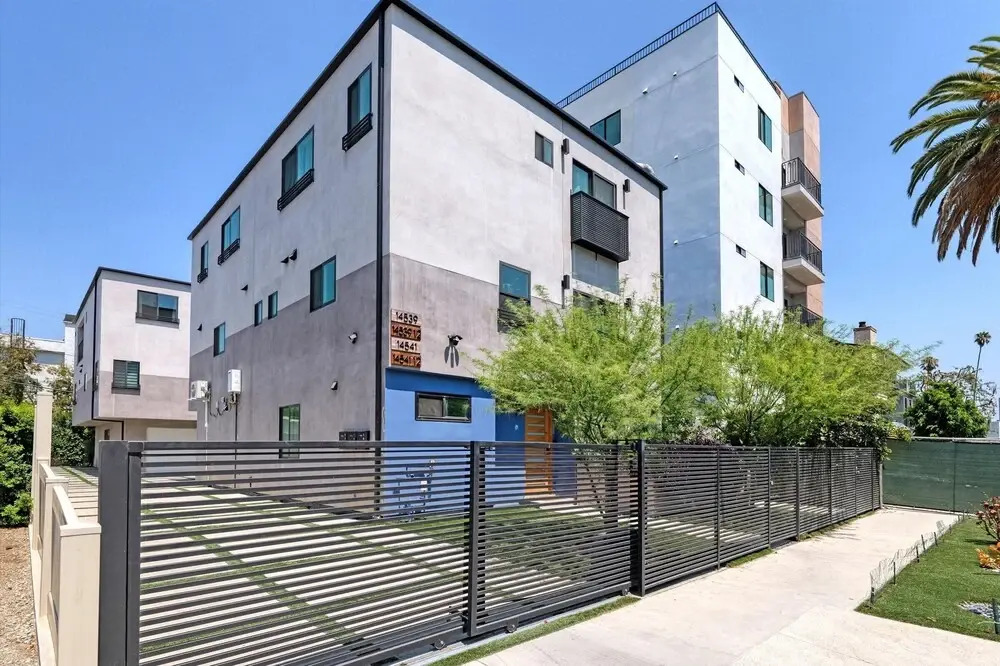 L.A Haven Georgous Townhome Garage Park