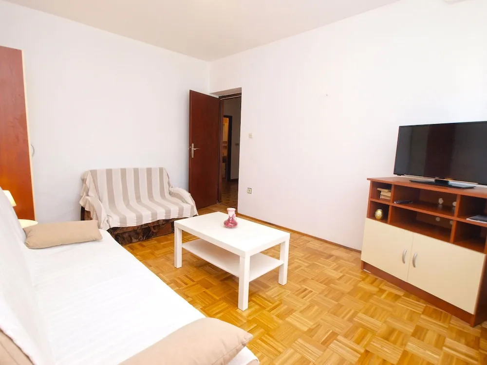 Apartment Brajdine 405