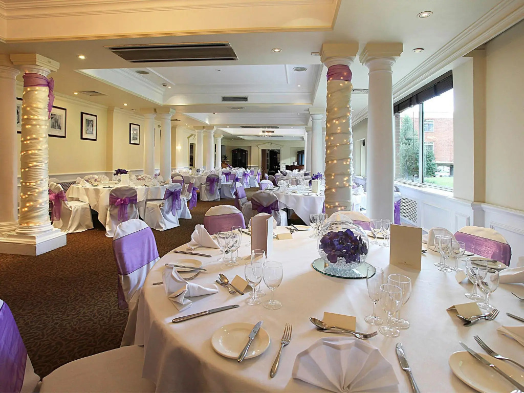 Winchester Wessex Hotel by Sunday