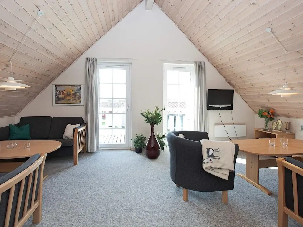 8 person holiday home on a holiday park in Gråsten