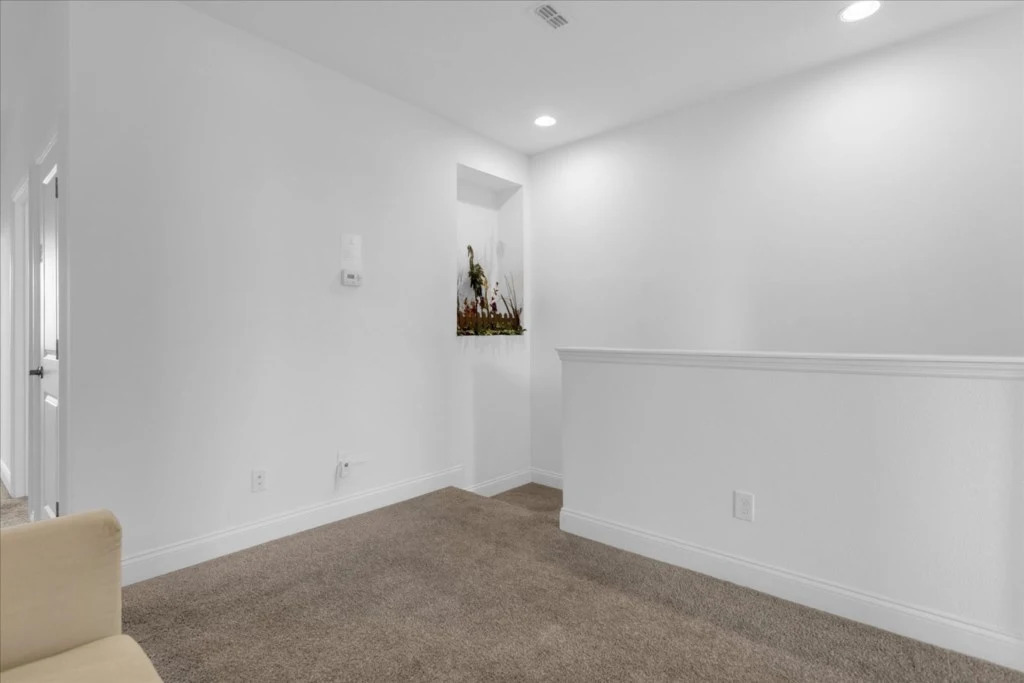 4 Bd 3 Ba The Enclaves At Festival 232 Cd
