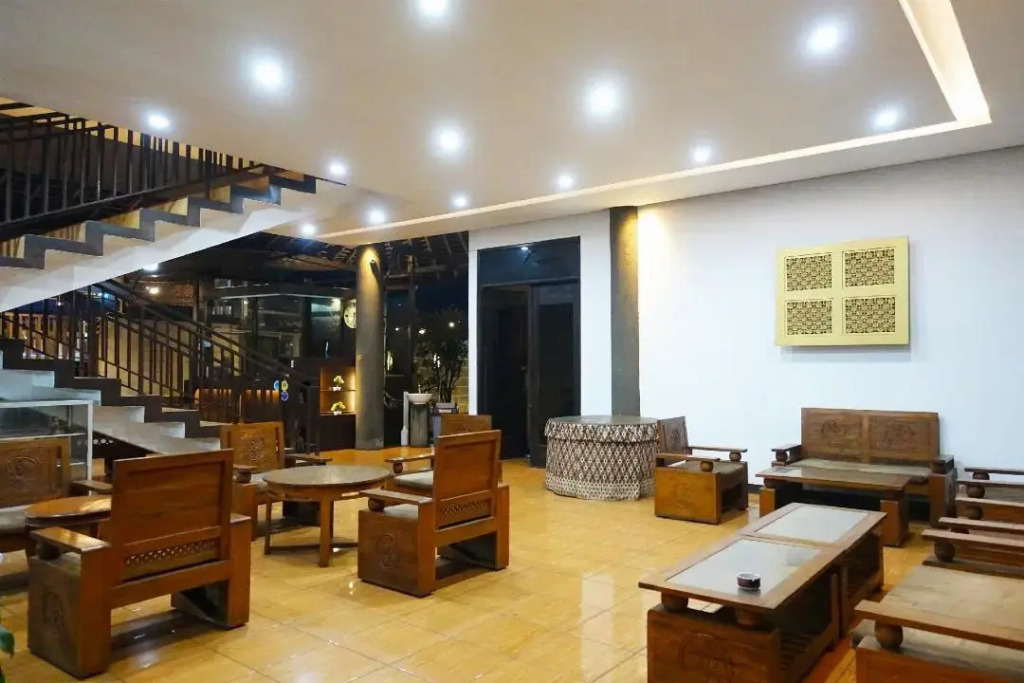 Saung Balibu Hotel