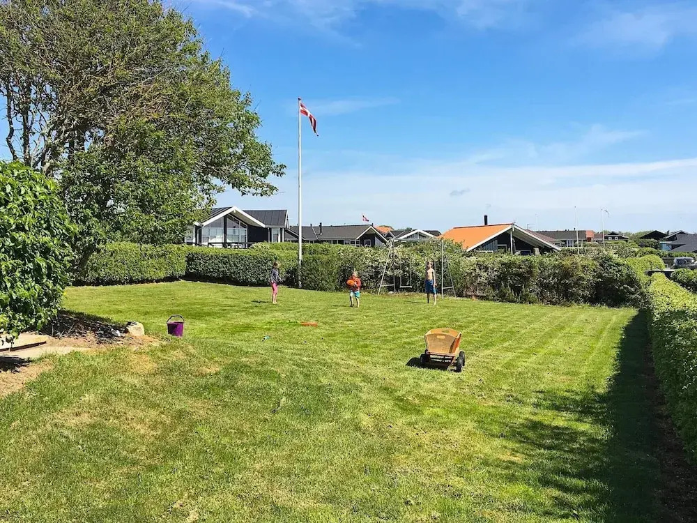 6 person holiday home in Vinderup