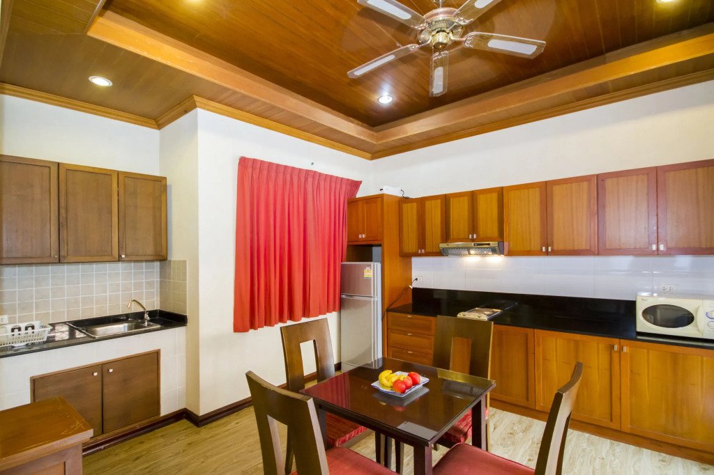Pratumnak Regal Villa