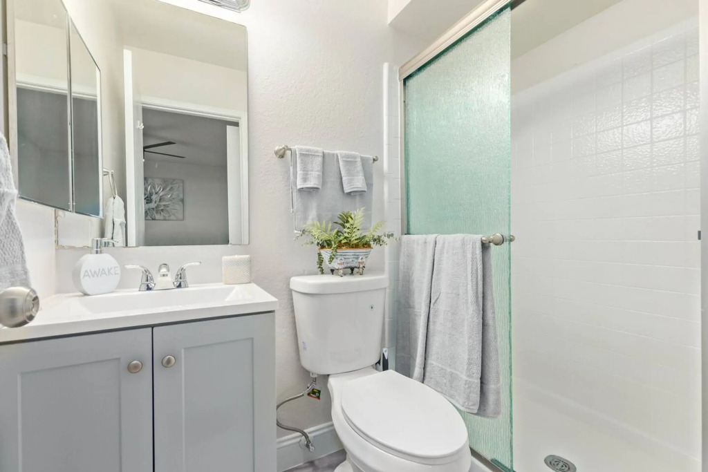 Stunning Hunter Single Family Home in the Heart of Mesa