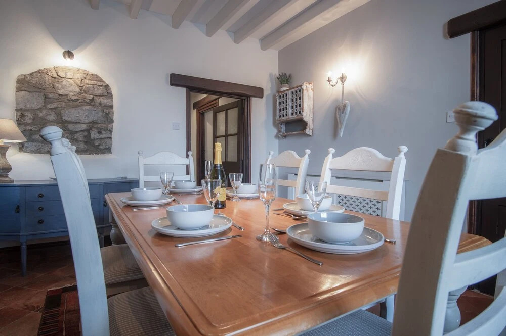 Tregoyr - 3 Bedroom Holiday Home - St. Florence